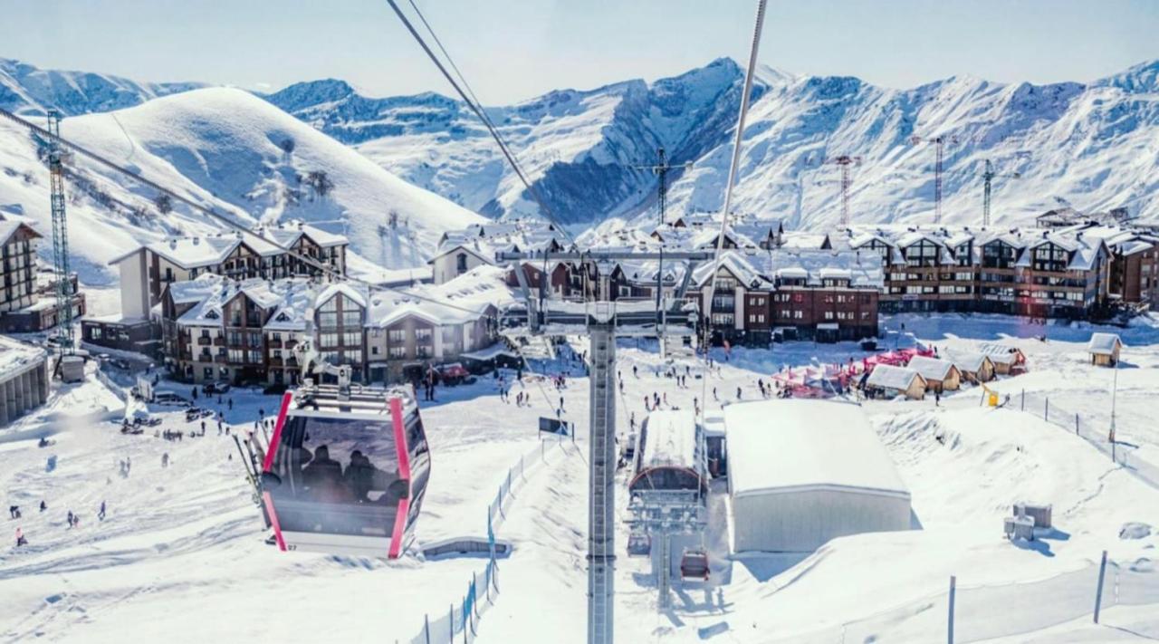 Happy Holidays Apartments In New Gudauri Esterno foto