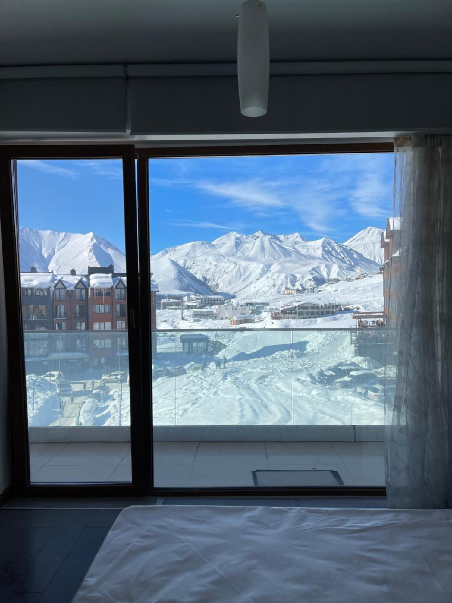 Happy Holidays Apartments In New Gudauri Esterno foto